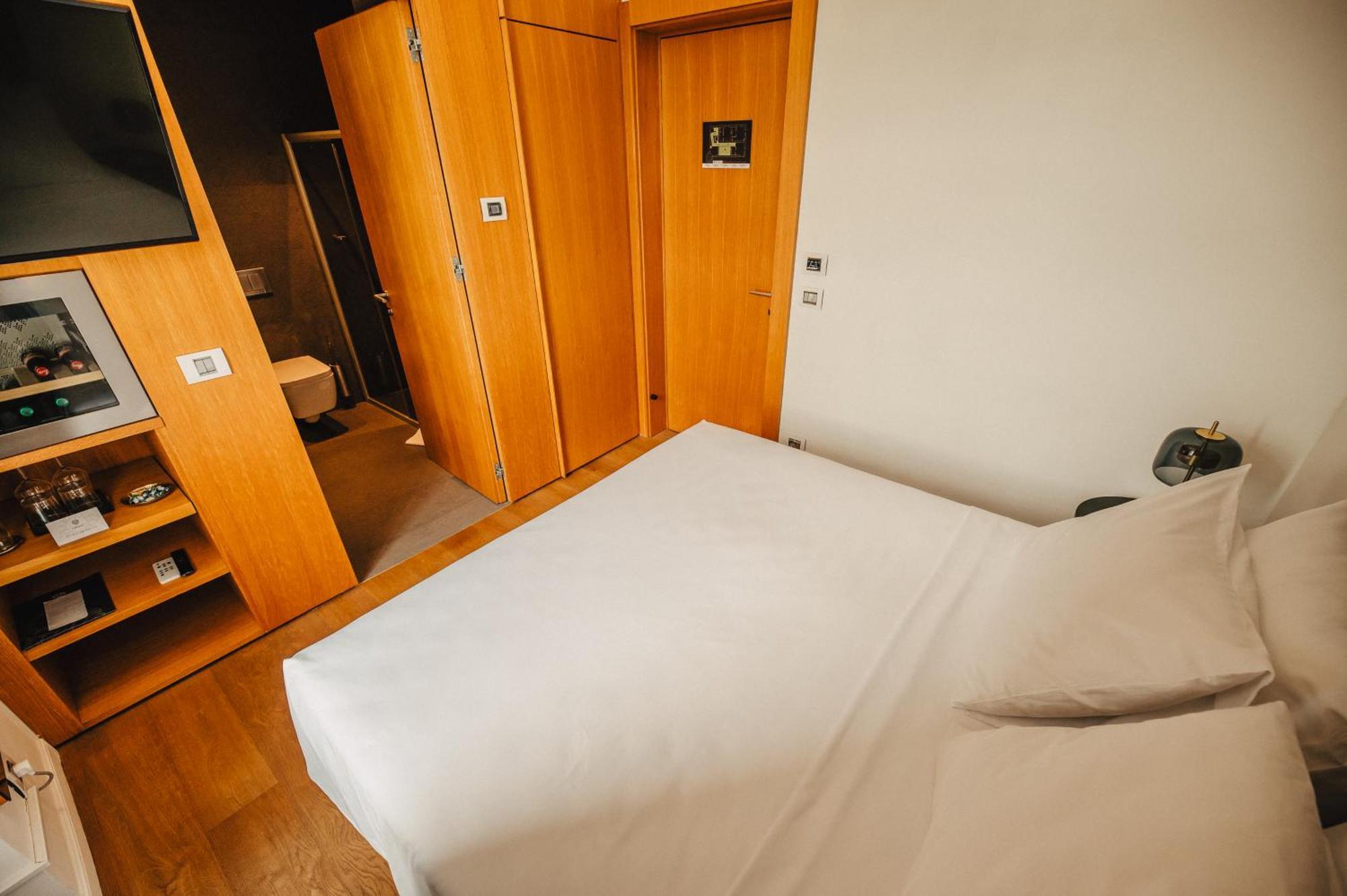 Gredic - Romantic Vineyard Escape Hotel Dobrovo